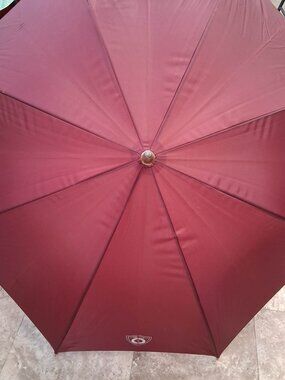 RALPH LAUREN BURGUNDY UMBRELLA-WOOD HANDLE-VINTAGE